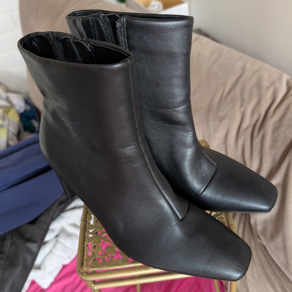 Alfani Elegant Black Heeled Boots Y. - Picture 6 of 6